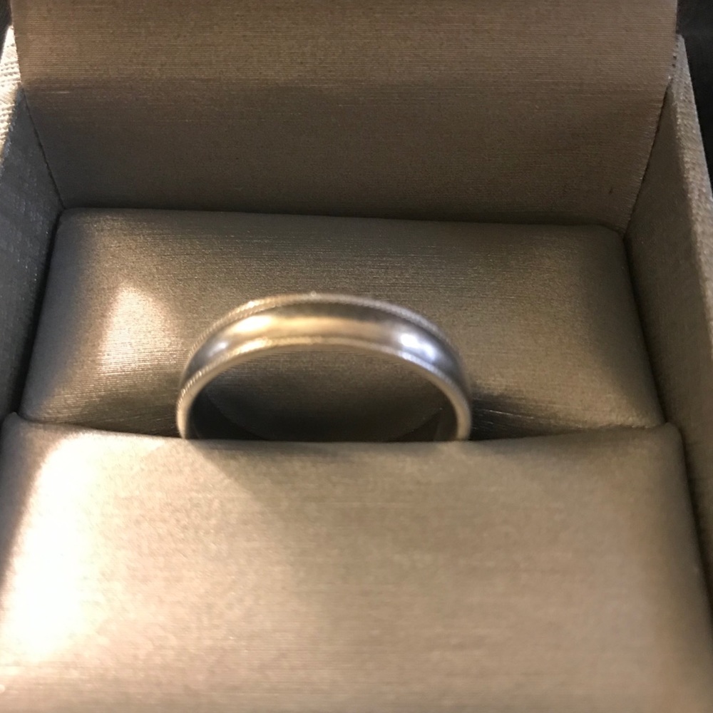 925 Sterling Silver Men’s wedding band!